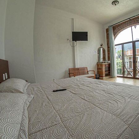 La Buena Suerte Hotel Tepoztlán Kültér fotó
