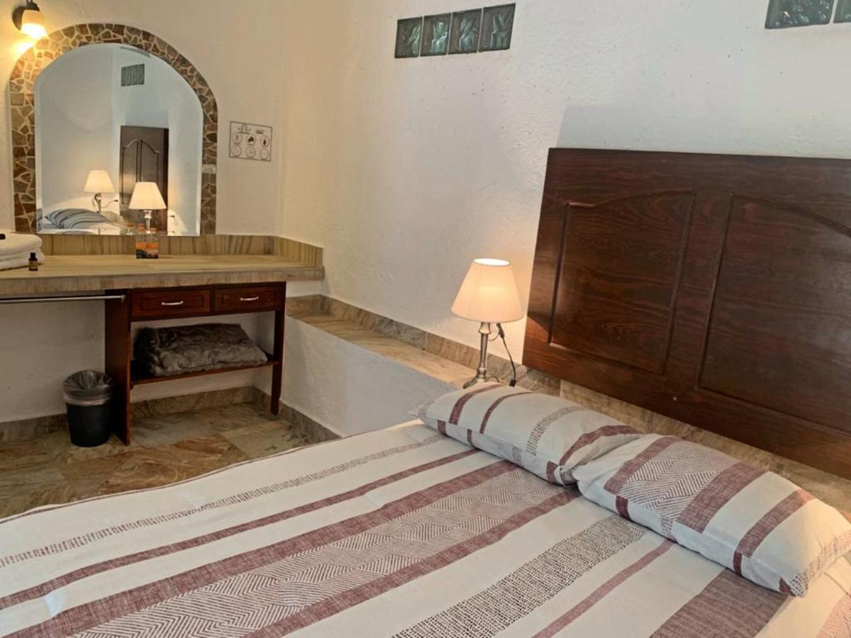 La Buena Suerte Hotel Tepoztlán Kültér fotó