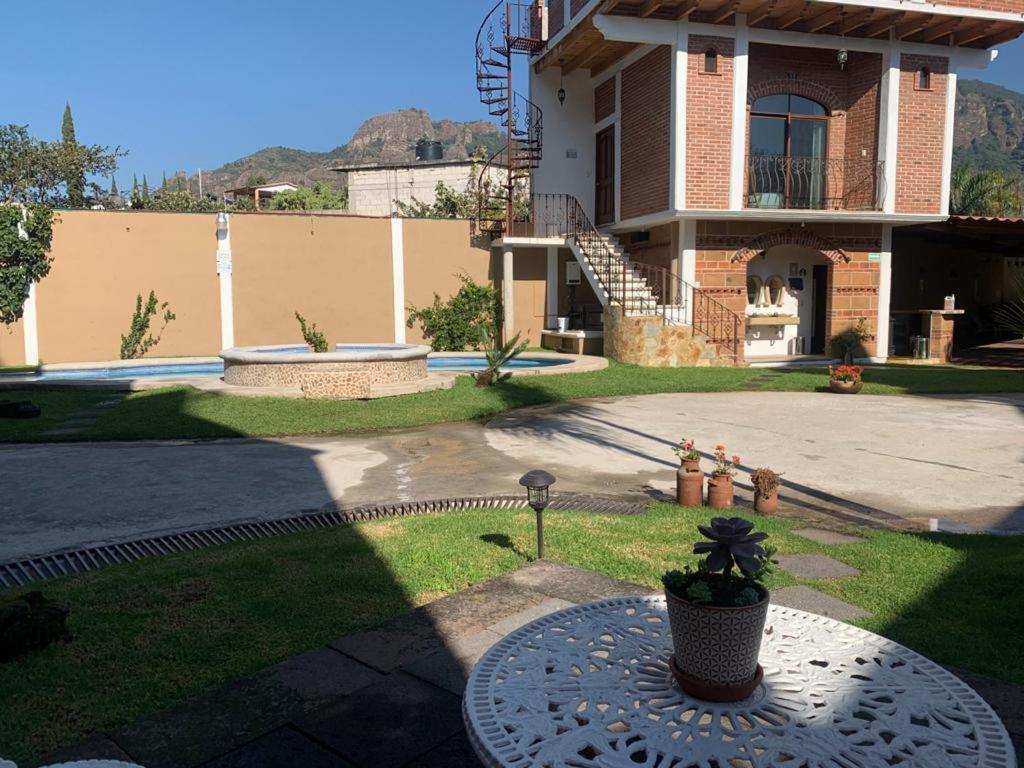 La Buena Suerte Hotel Tepoztlán Kültér fotó