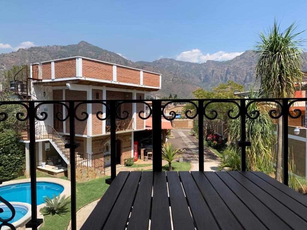 La Buena Suerte Hotel Tepoztlán Kültér fotó